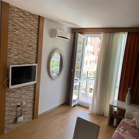 на солнечном берегу * Sunny Beach